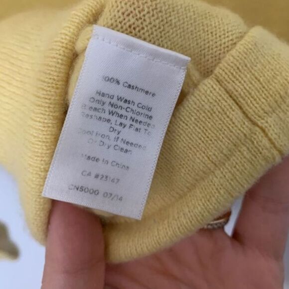 TALBOTS EUC Yellow Cashmere Sweater M - Picture 5 of 5